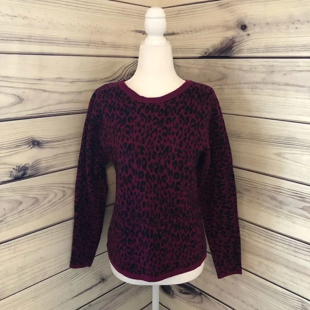 Apt 9. Purple and Black Leopard Print Soft Crewneck Sweater XS